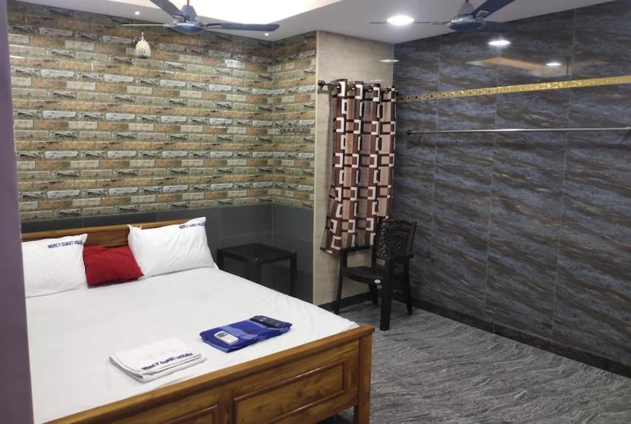 Mercy Inn Ченнаи Экстерьер фото